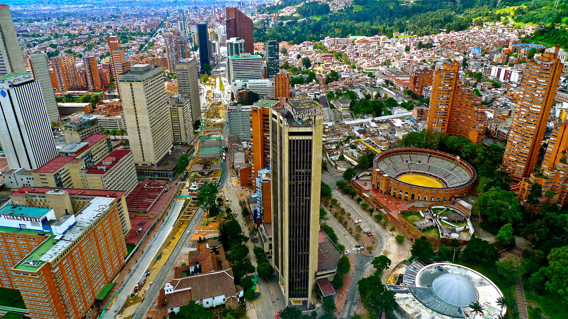 Resultado de imagen para CENTRO FINANCIERO DE COLOMBIA