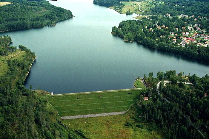 Lago Vlasina, el lago semiartificial más grande de Serbia